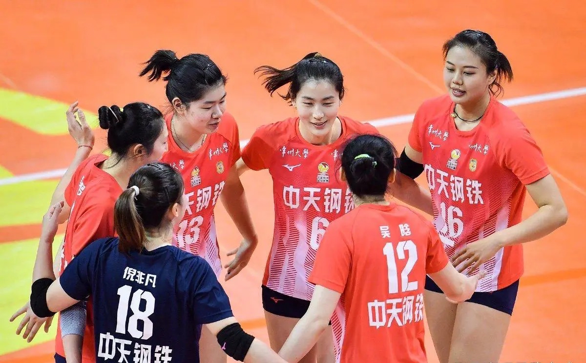 海港最后关头救险，中国女排力保胜局拿下系列赛